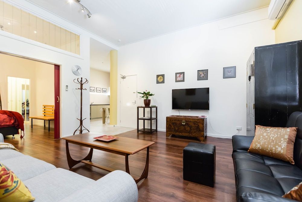 ARCHIE, 1BDR Melbourne Apartment Premium Apartment, 1 Bedroom, Private Bathroom 2