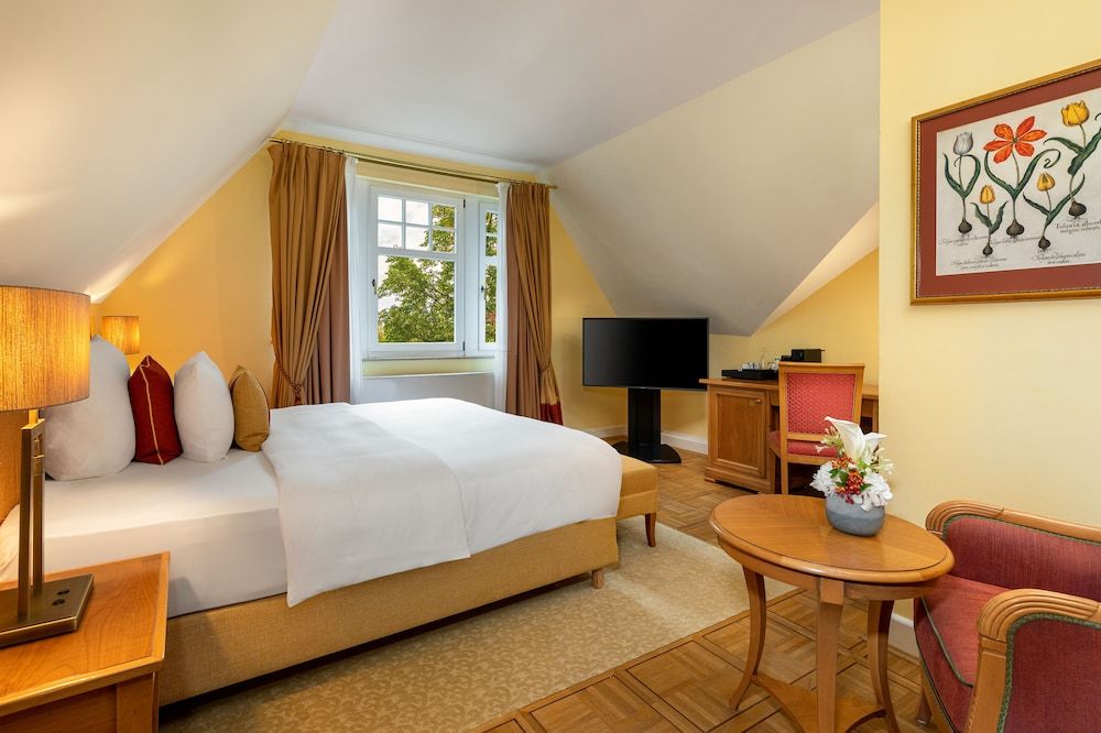 Classic Room, 1 Queen Bed