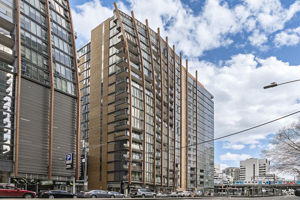 undefined RIVER, 1BDR Melbourne Apartment 2