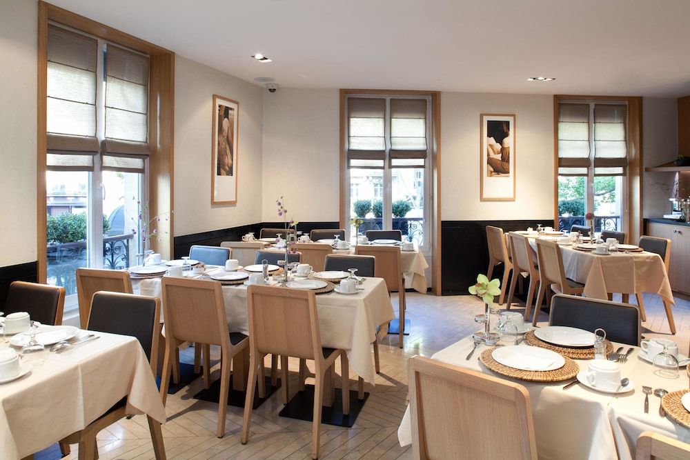 undefined Hotel Marceau Champs Elysees 10