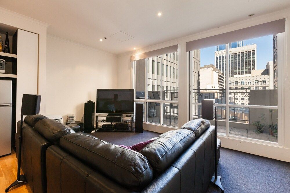CLAUDE, 2BDR Melbourne Apartment Basic Apartment, 2 Bedrooms, Balcony 16