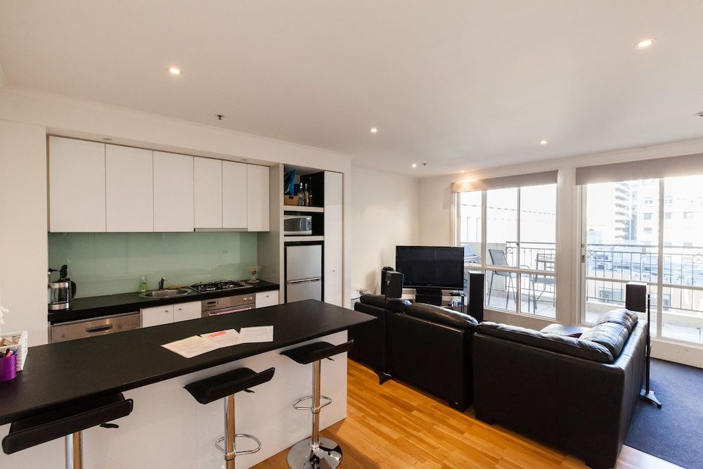 undefined CLAUDE, 2BDR Melbourne Apartment 3