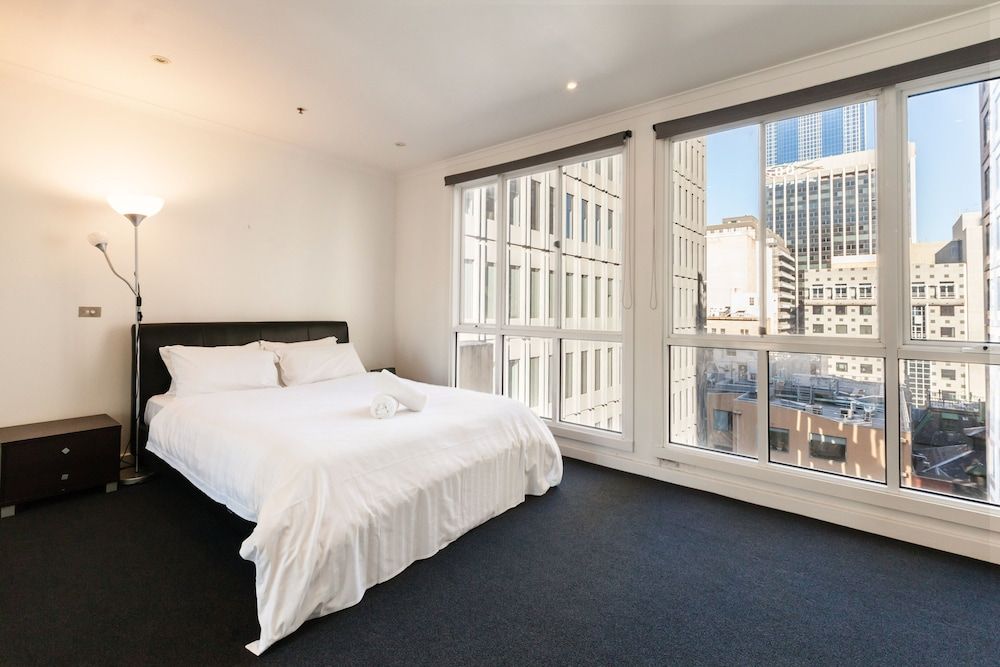 undefined CLAUDE, 2BDR Melbourne Apartment 9
