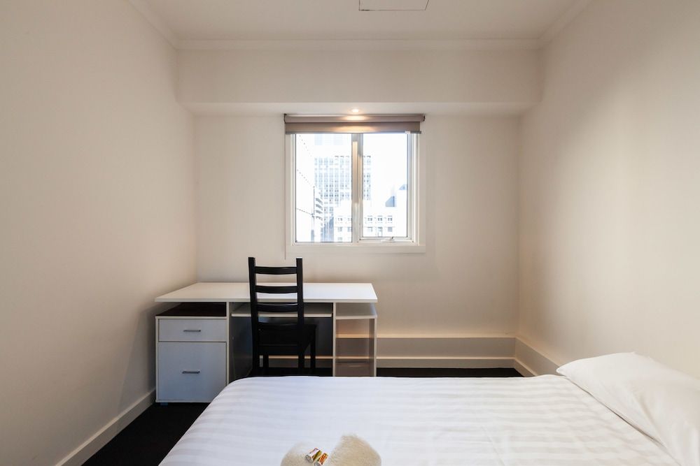 CLAUDE, 2BDR Melbourne Apartment Basic Apartment, 2 Bedrooms, Balcony 6