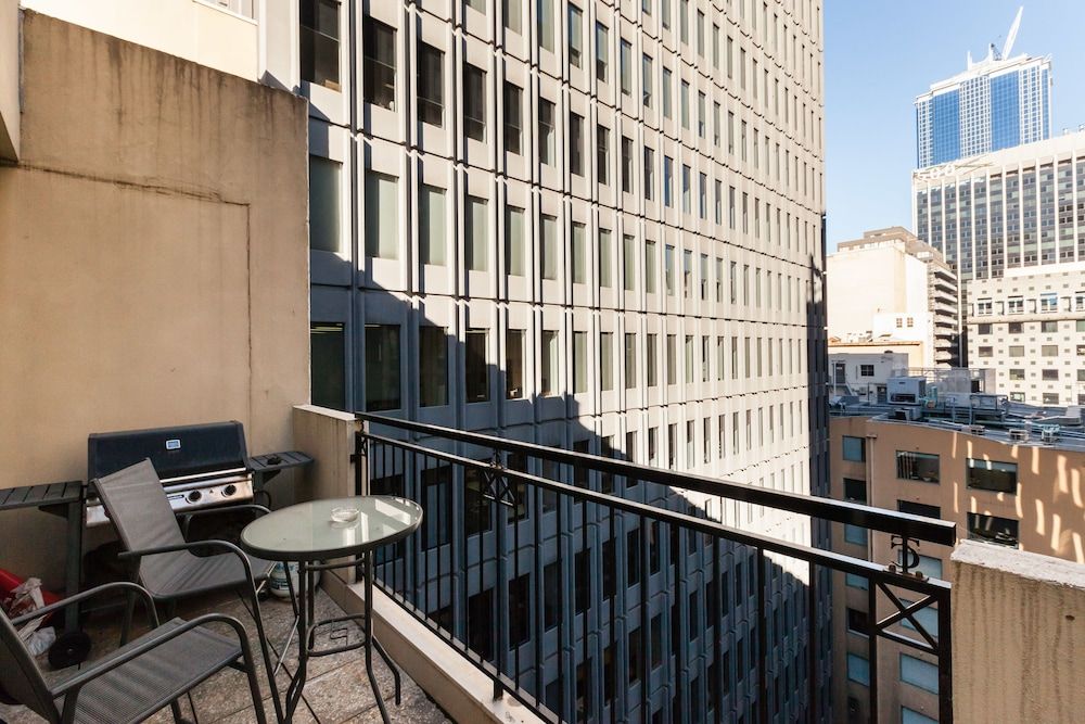 CLAUDE, 2BDR Melbourne Apartment Basic Apartment, 2 Bedrooms, Balcony 11