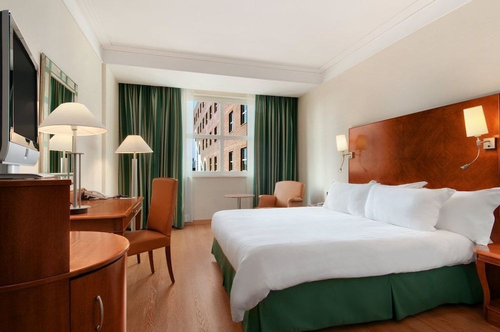 Executive Room, 1 King Bed