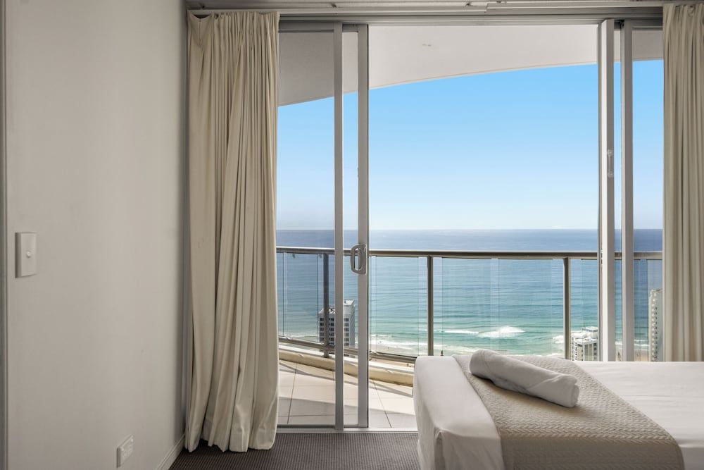 Chevron Renaissance Private Apartments Superior Apartment, 2 Bedrooms - Ocean, River or Garden Views 49