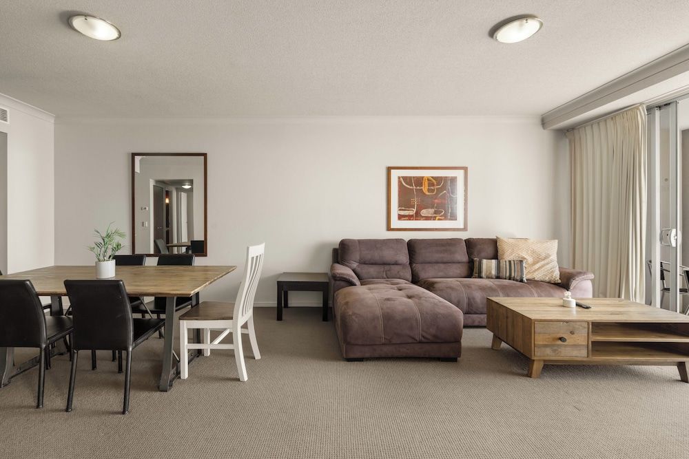 Chevron Renaissance Private Apartments Superior Apartment, 2 Bedrooms - Ocean, River or Garden Views 46