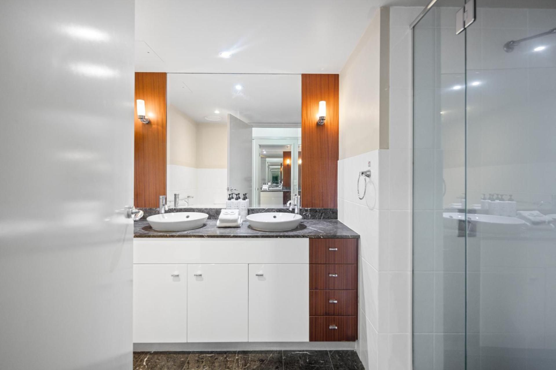 Three Bedroom Oceanview Apartment