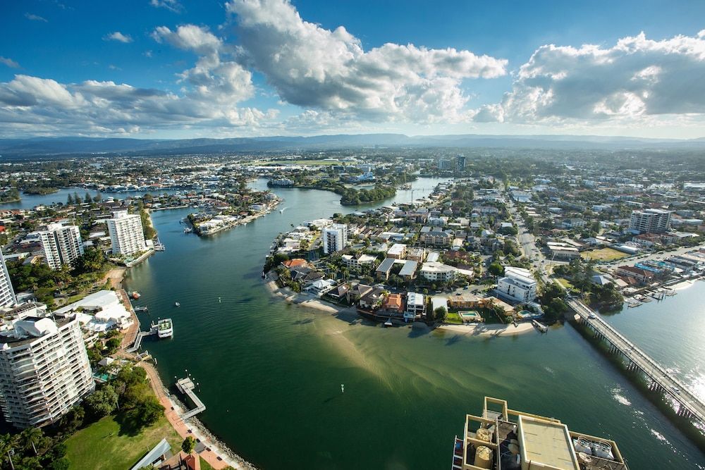 Chevron Renaissance Private Apartments Superior Apartment, 2 Bedrooms - Ocean, River or Garden Views 31