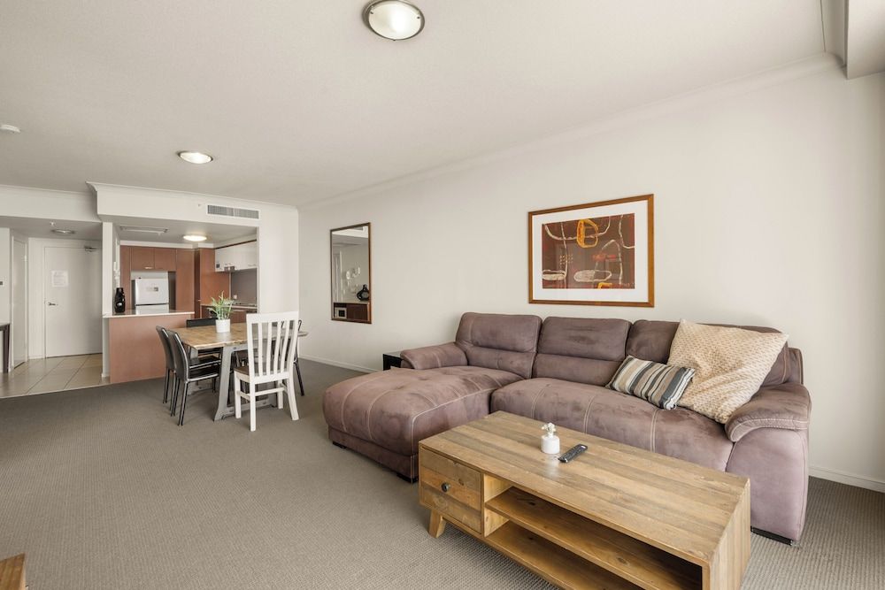 Chevron Renaissance Private Apartments Superior Apartment, 2 Bedrooms - Ocean, River or Garden Views 2