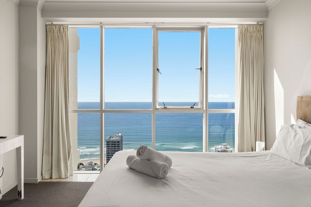 Chevron Renaissance Private Apartments Superior Apartment, 2 Bedrooms - Ocean, River or Garden Views 4