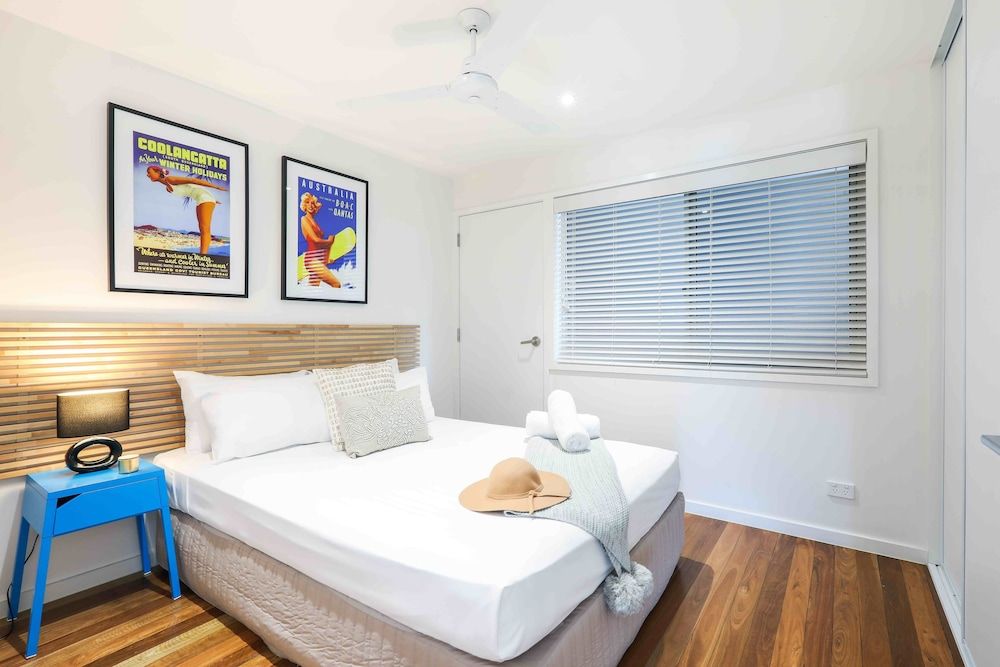 Sandbox Luxury Beach Front Apartments Deluxe Apartment, 2 Bedrooms, Ocean View 3