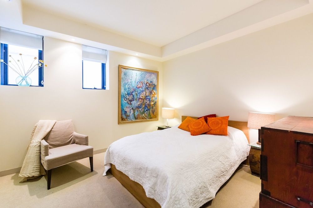 undefined BELLE, 2BDR Melbourne Apartment 6