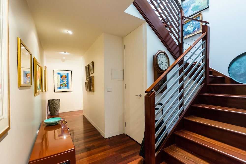 undefined BELLE, 2BDR Melbourne Apartment 4