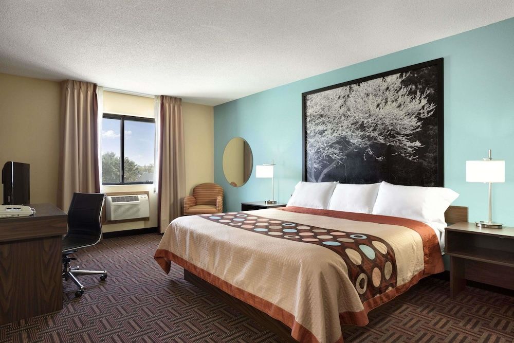 Studio Suite, 1 King Bed, Non Smoking