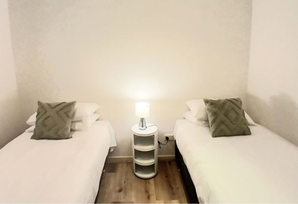 Business Apartment, 2 Bedrooms, City View