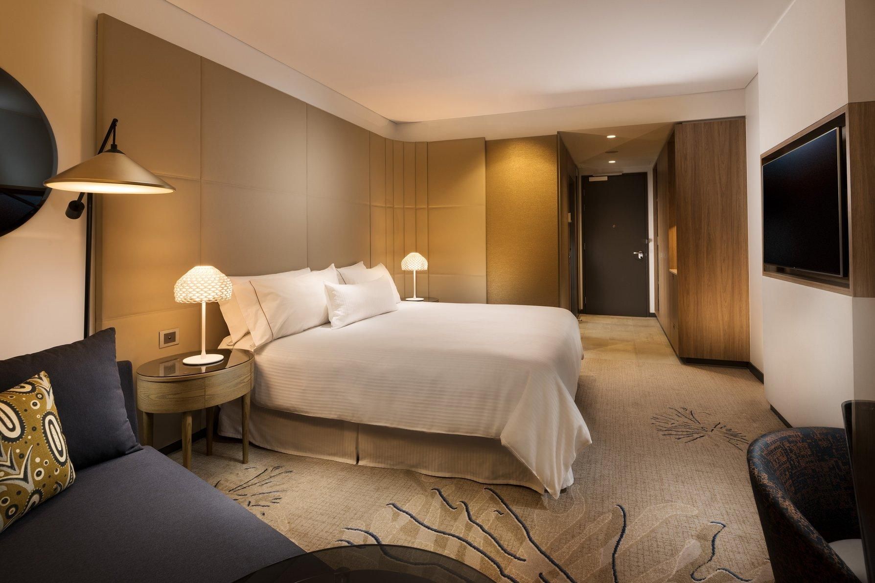 Premium City View King, Guest room, 1 King, City view