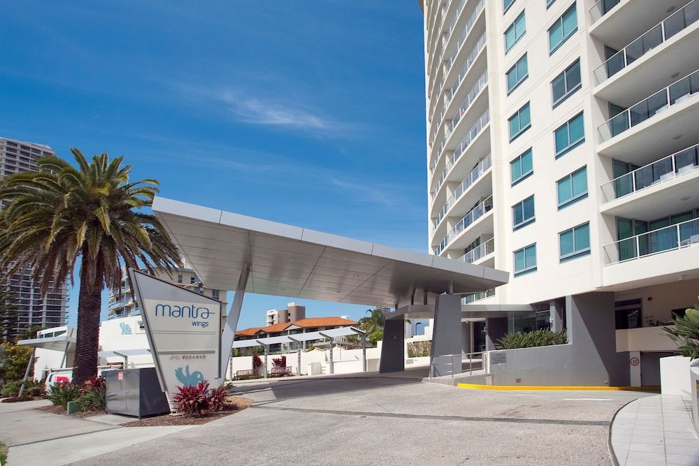 undefined Wings - Q Stay 9