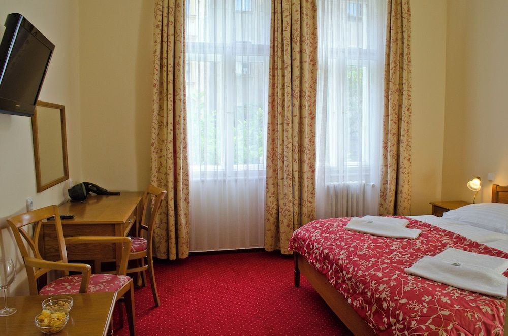 undefined Anna Hotel 4