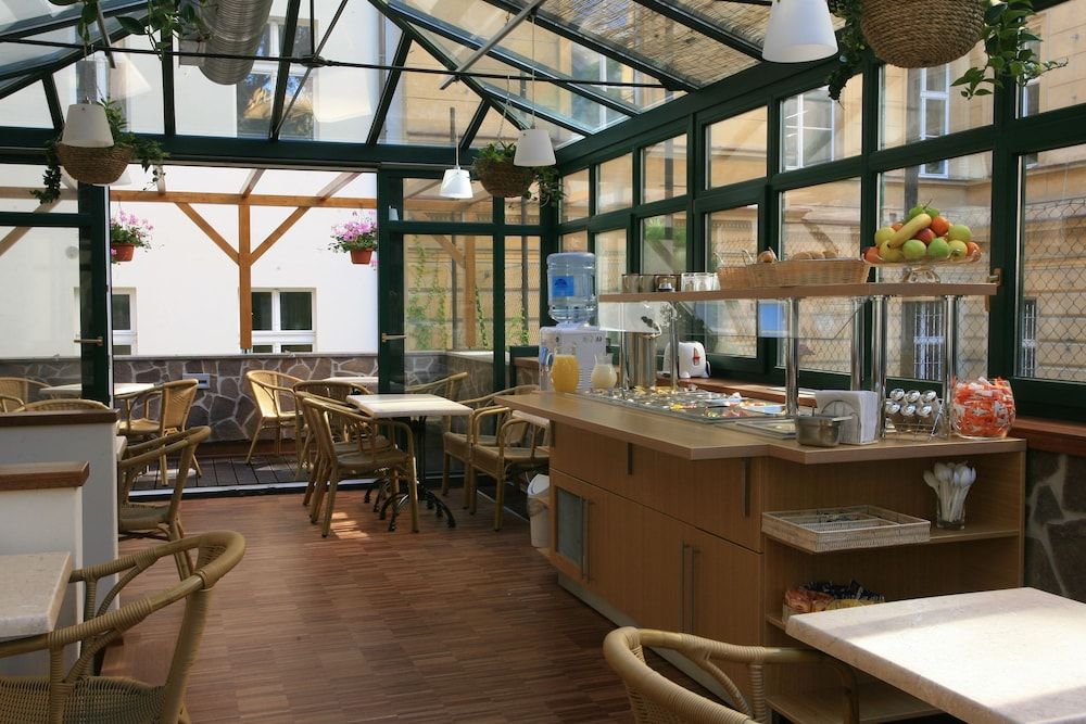 undefined Anna Hotel 10