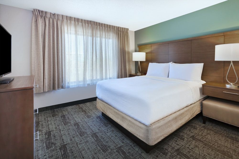 Suite, 1 Bedroom, Kitchen (Extra Floor Space)