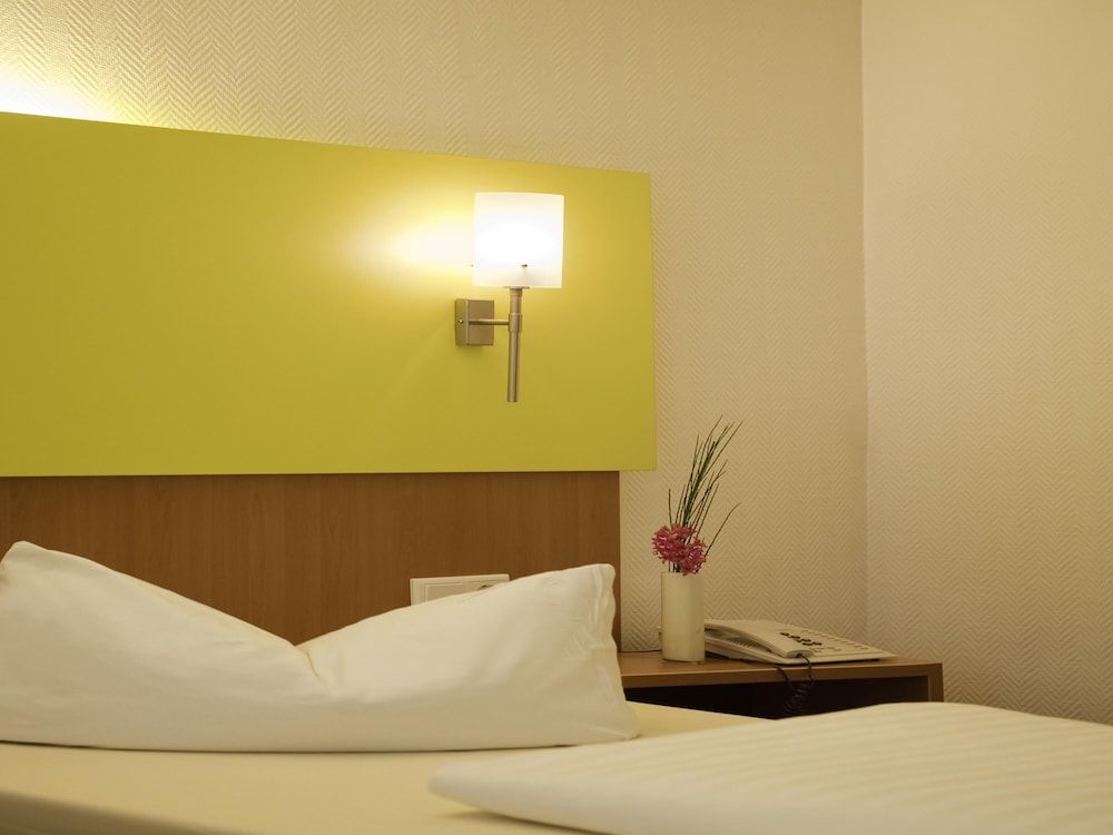 undefined ibis Styles Frankfurt City 9