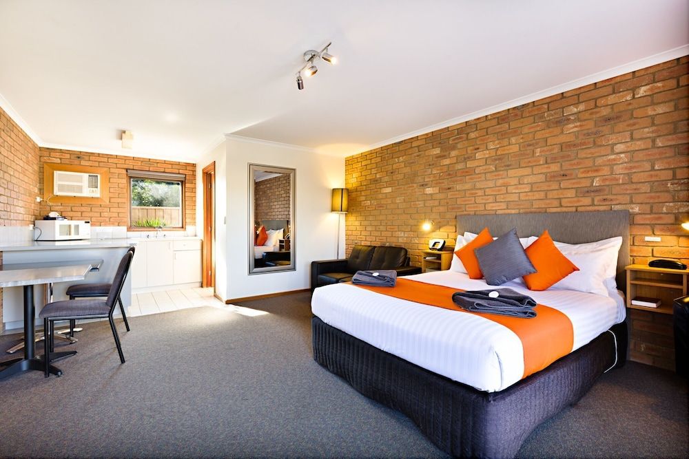 Statesman Motor Inn Family Studio, Non Smoking, Kitchenette (Family Suite) 7