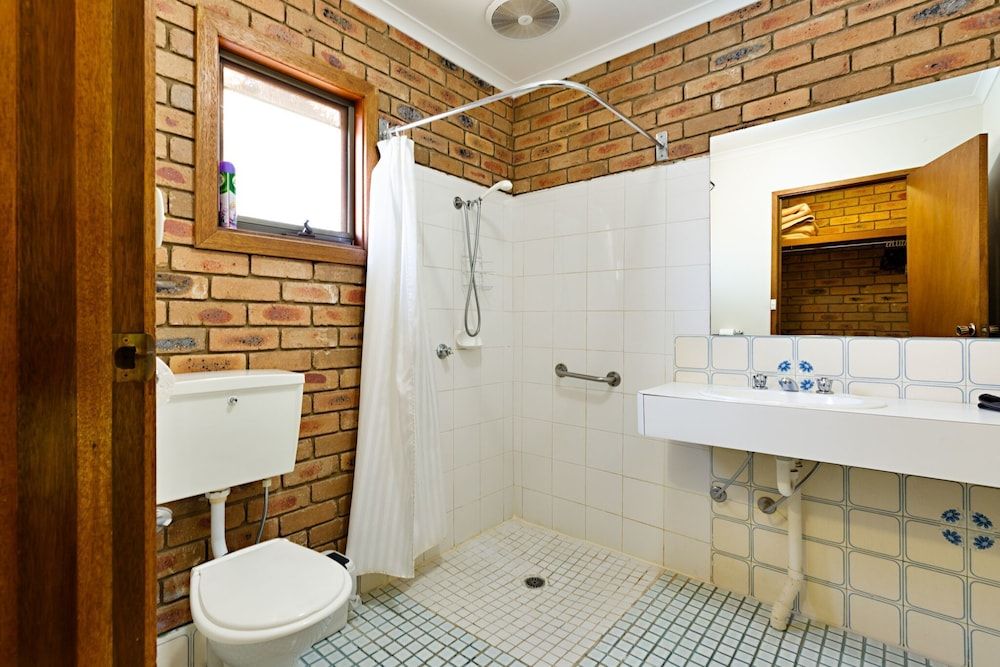 Statesman Motor Inn Standard Suite, 1 Bedroom, Non Smoking (Twin Suite) 10