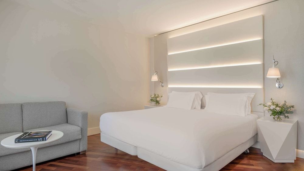 NH Málaga Hotel Family Room (2 Adults + 1 Child)