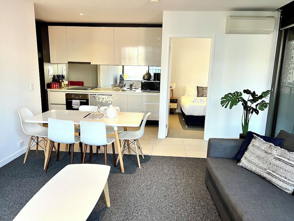 ReadySet Apartments at Upper West Side