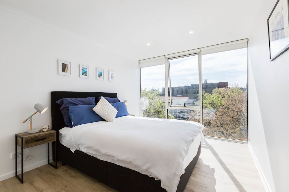 undefined YUKI, 1BDR Melbourne Apartment 2