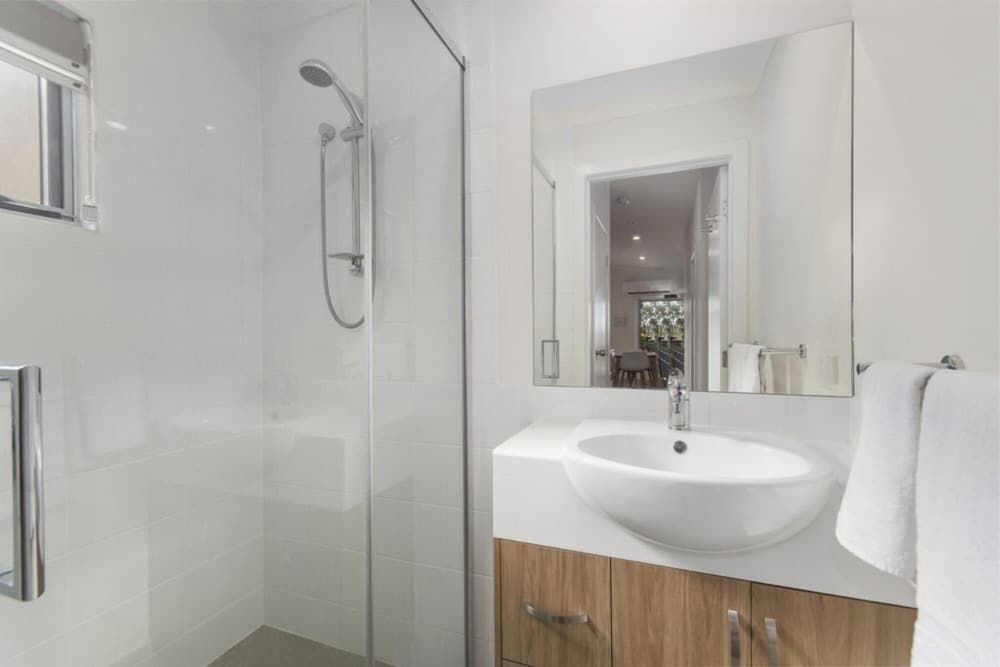 Discovery Parks - Townsville Deluxe 2 Bedroom Cabin - Sleeps 6 3