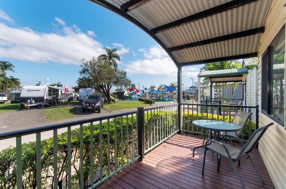 Standard 2 Bedroom Cabin - Sleeps 6