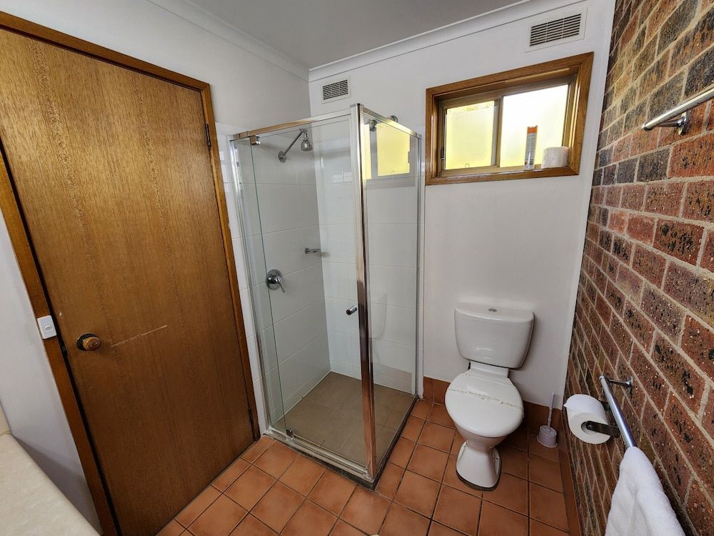 Country Roads Motor Inn Naracoorte Standard Double Room 3