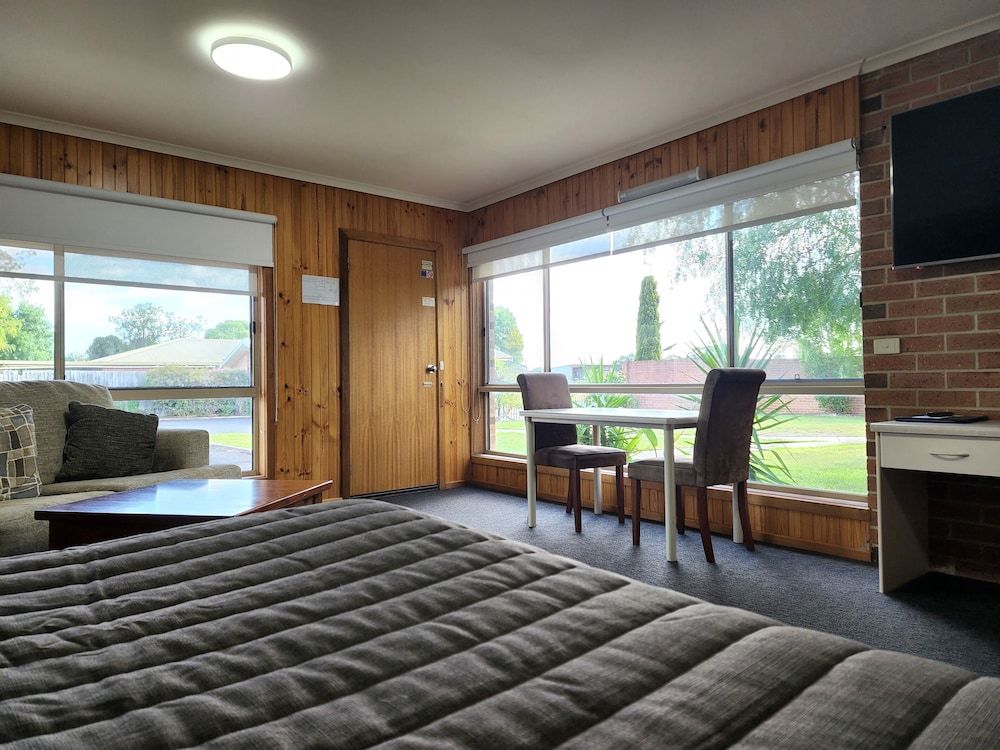 Country Roads Motor Inn Naracoorte Superior Double Room 3