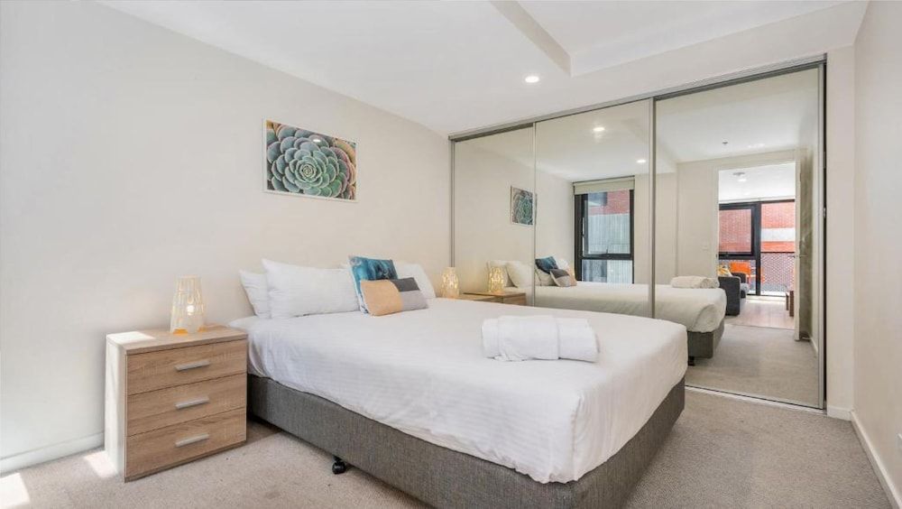 Melbourne City Apartments - Teri Executive Apartment, 1 Bedroom, City View 3