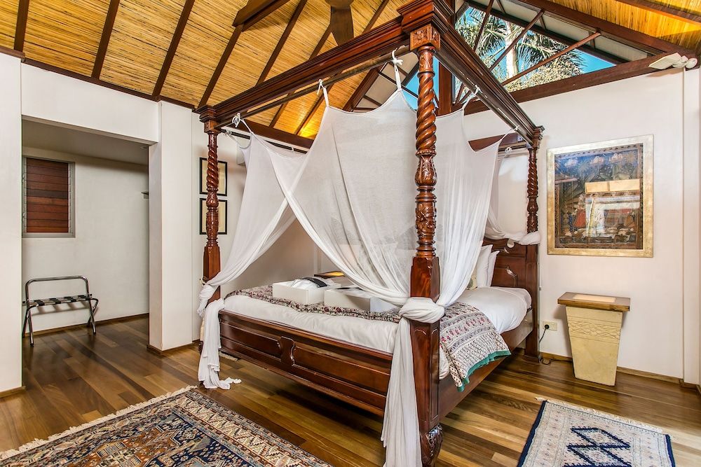 Luxury Villa, 2 Bedrooms (7 Night Minimum)
