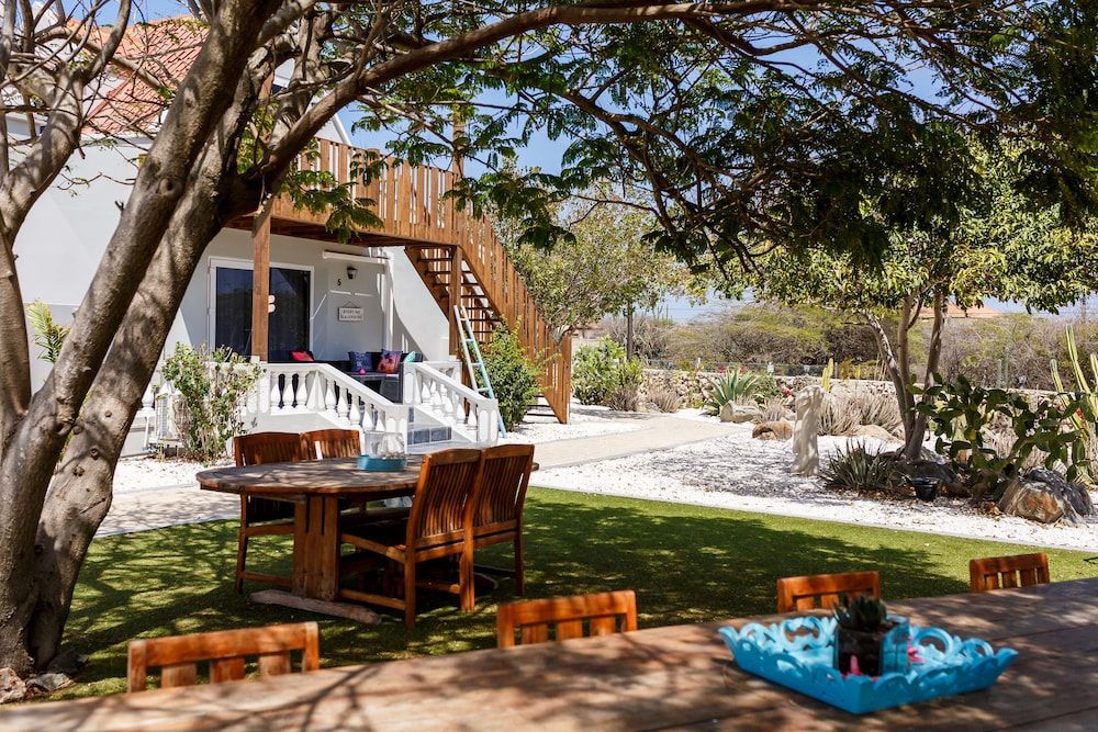 Aruba Boutique Apartments Adults Only Penthouse, 1 Bedroom, 1st floor, Balcony, Garden View 8