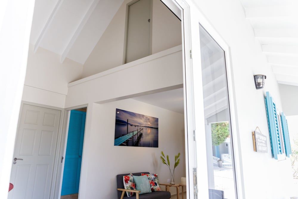 Aruba Boutique Apartments Adults Only Bungalow, 1 Bedroom, Patio, Poolside 4