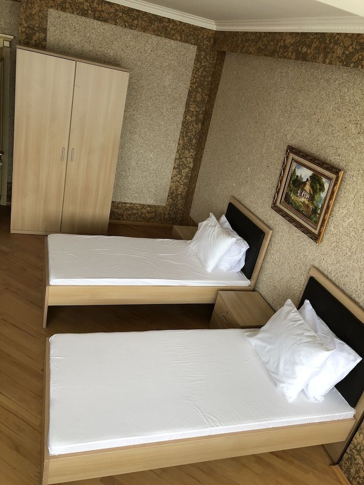 Comfort Suite, 2 Bedrooms, City View