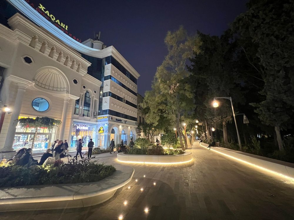 undefined Khaghani Center Hotel 5