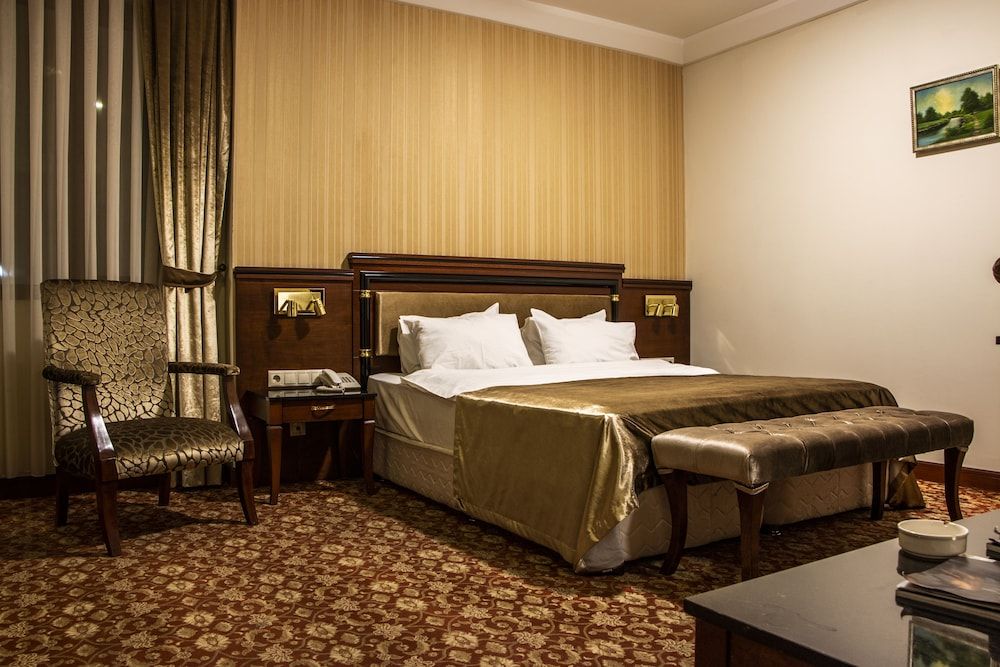 Atropat Hotel Baku Standard Double Room, 1 Queen Bed