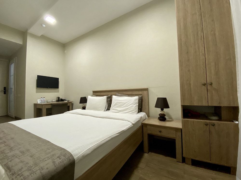Hotel Nizami Street Standard Double Room