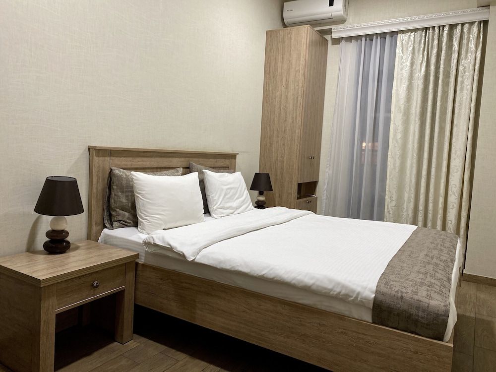 Hotel Nizami Street Standard Double Room 5