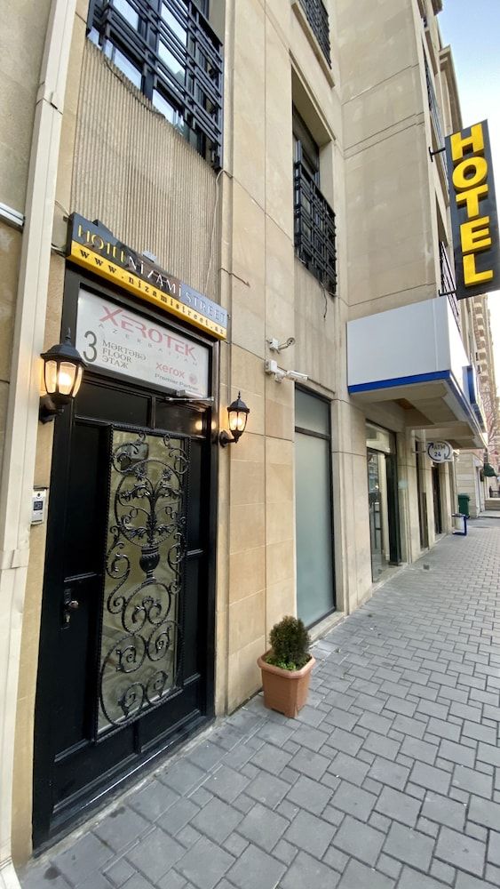 undefined Hotel Nizami Street 3