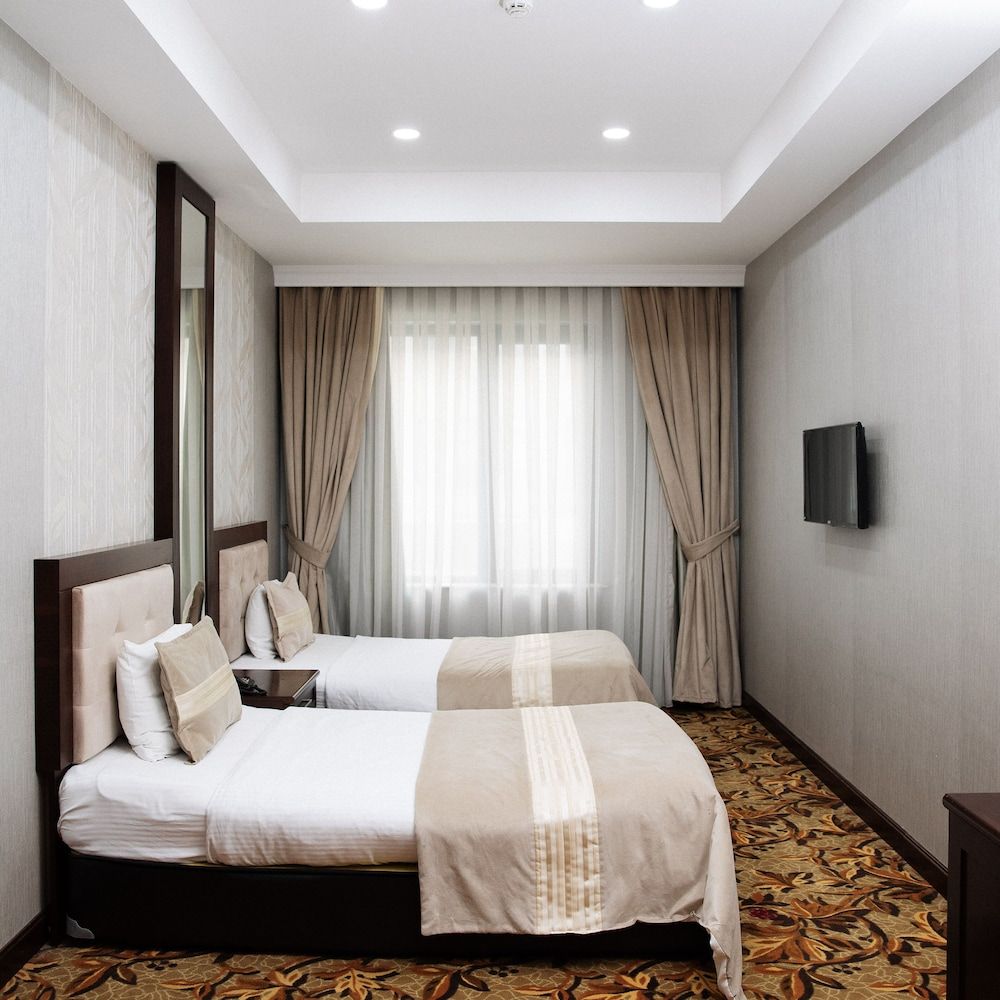 undefined Atlas Hotel Baku 4