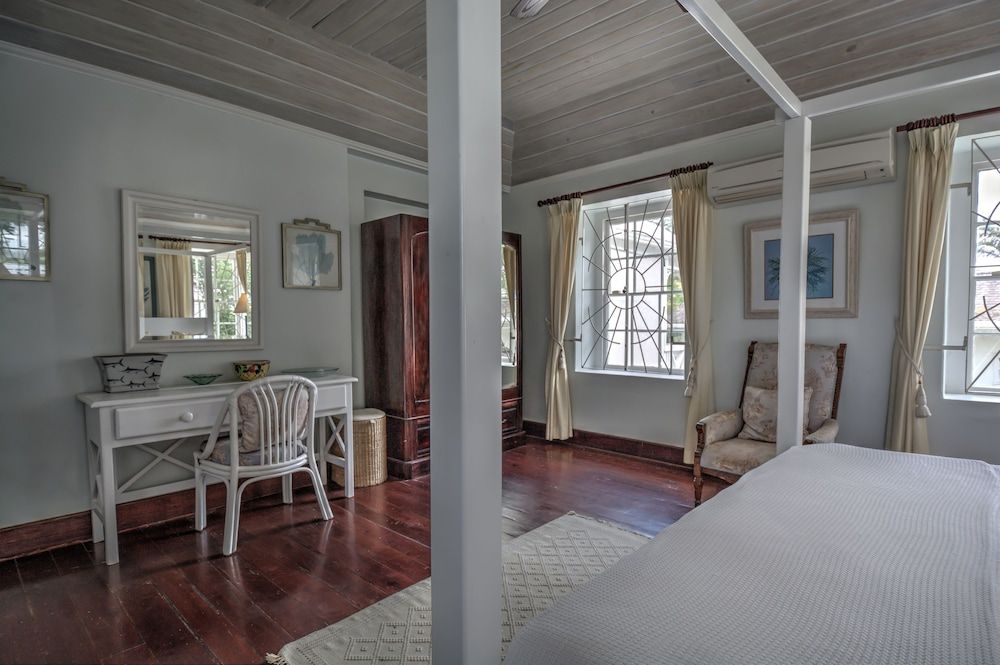 We Stay Well Sanctuary Barbados - Wellness in Paradise Deluxe Suite, 1 King Bed, Garden Area 6