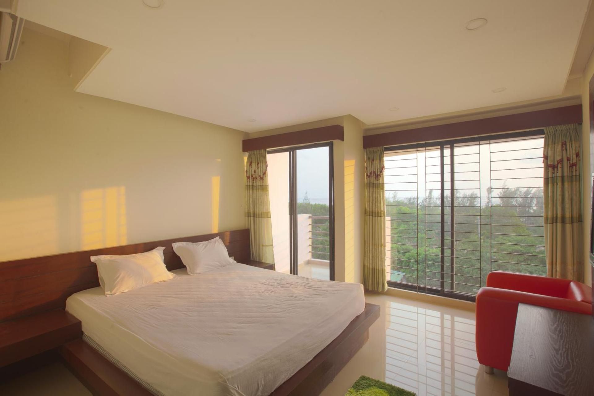Deluxe Suite