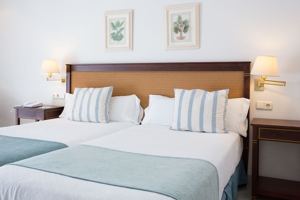 Guadacorte Park Hotel by Senator Double Room, Garden View 4